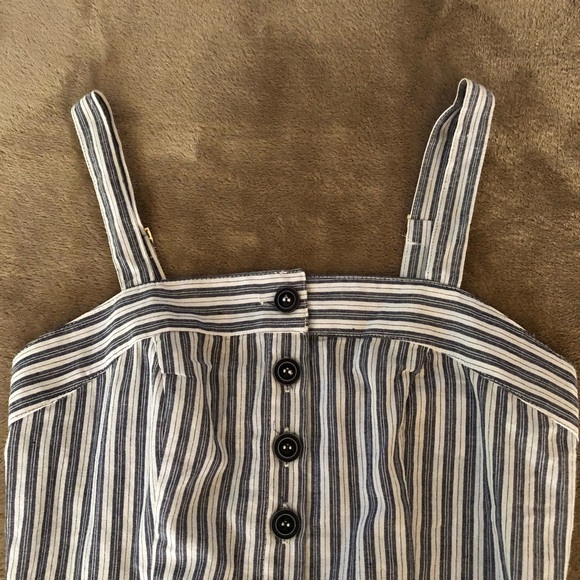 Crop top - Picture 2 of 4